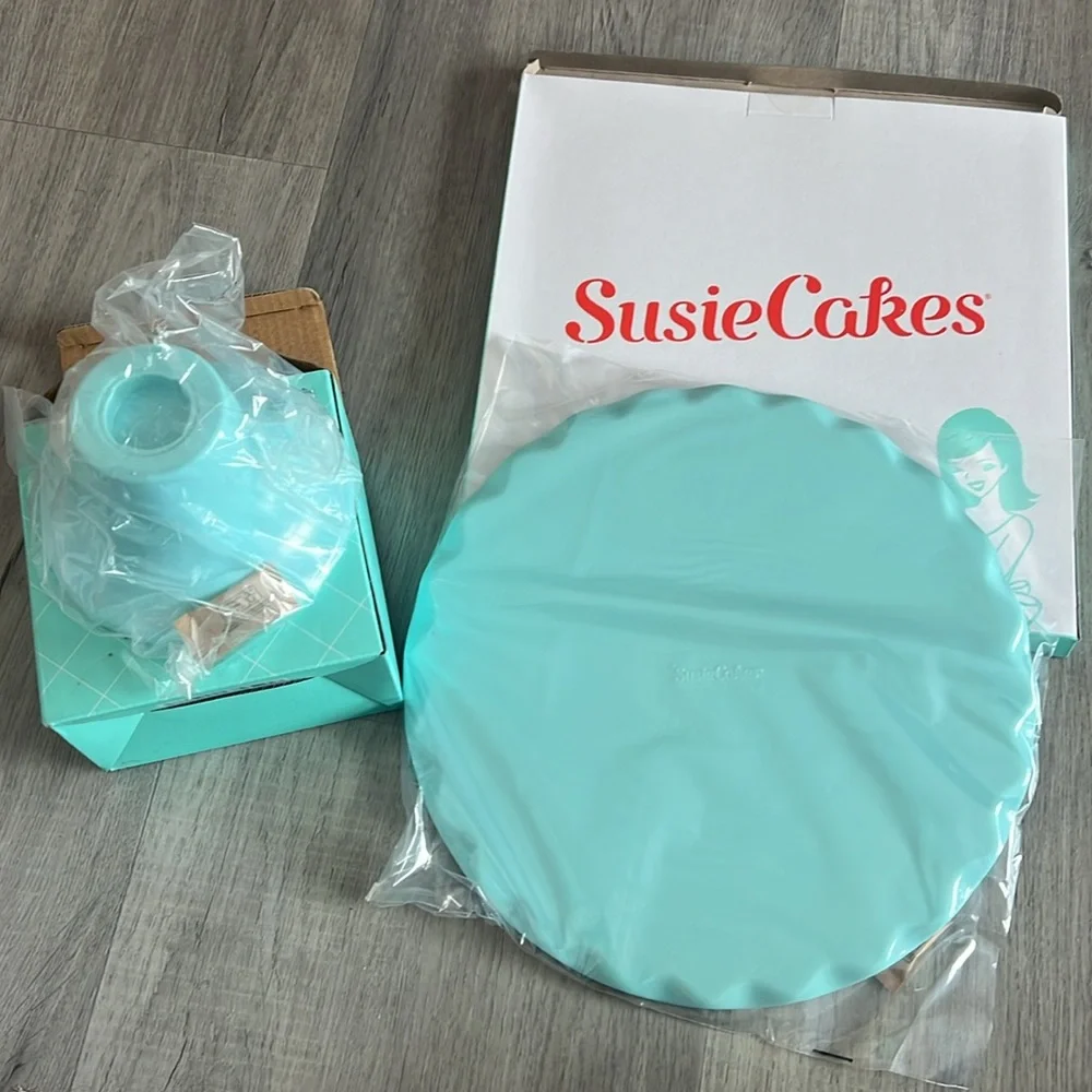 ❤️ SusieCakes Cake Stand